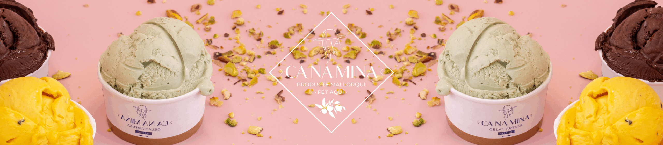 Helados artesanos de Ca Na Mina disponibles en el restaurante Gran Café 1919 en Puerto Pollensa